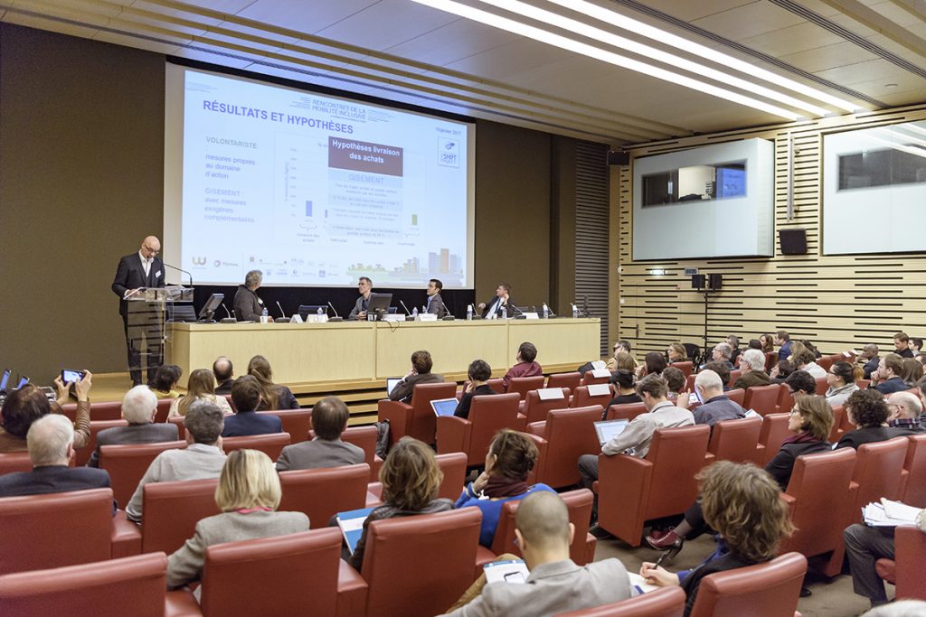 Le 18 janvier 2017, le Laboratoire de la Mobilité inclusive accueillait les Quatrièmes Rencontres de la Mobilité inclusive à l’immeuble Jacques Chaban-Delmas, 101 rue de l’Université, Paris 7e